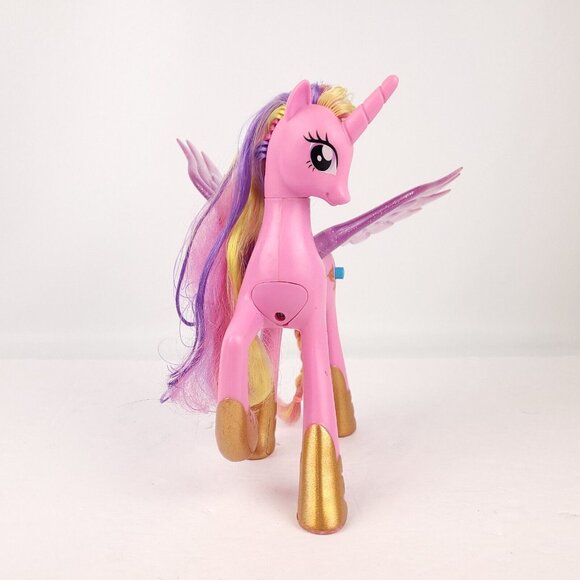 My Little Pony Princess Cadence Wedding 9”  Light Up Wings Talking  Music Hasbro - Picture 3 of 10